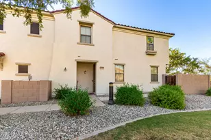 2868 E Dunbar Dr, Phoenix, AZ 85042 - Photo 1