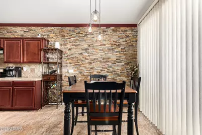 2868 E Dunbar Drive, Phoenix, AZ 85042 - Photo 7