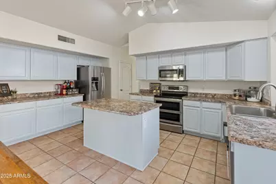 20967 N 96th Lane, Peoria, AZ 85382 - Photo 3