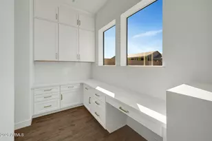 18133 E Silver Crk Ln, Queen Creek, AZ 85142 - Photo 15