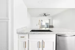 2938 N 61st Pl, Scottsdale, AZ 85251 - Photo 5