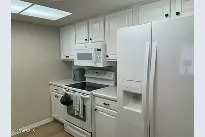 12911 W Blue Bonnet Drive, Sun City West, AZ 85375 - Photo 11