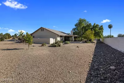 9856 W Rimrock Drive, Peoria, AZ 85382 - Photo 3