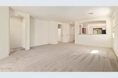 2536 W Gary Way, Phoenix, AZ 85041 - Photo 5