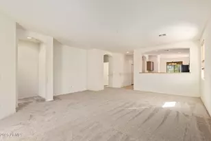 2536 W Gary Way, Phoenix, AZ 85041 - Photo 5