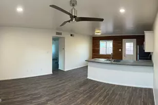 1006 S Dorsey Ln, Tempe, AZ 85281 - Photo 9