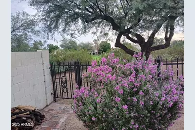 4932 E Monte Way, Phoenix, AZ 85044 - Photo 1