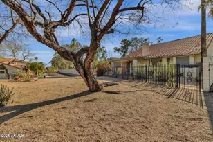 4932 E Monte Way, Phoenix, AZ 85044 - Photo 35