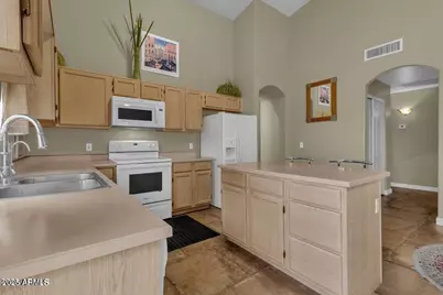 4932 E Monte Way, Phoenix, AZ 85044 - Photo 15