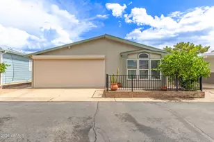 650 N Hawes Rd, Mesa, AZ 85207 - Photo 1