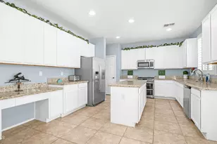 15654 W Yucatan Dr, Surprise, AZ 85379 - Photo 7