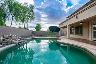 15654 W Yucatan Dr, Surprise, AZ 85379 - Photo 39