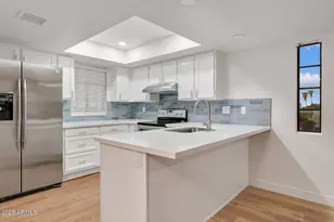 2020 W Union Hills Dr, Phoenix, AZ 85027 - Photo 7