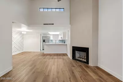 2020 W Union Hills Drive #201, Phoenix, AZ 85027 - Photo 1