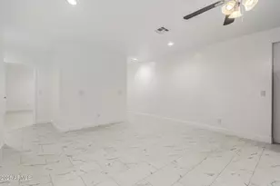 15640 N Verde St, Surprise, AZ 85378 - Photo 11