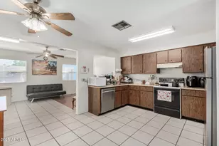 305 W Nopal Pl, Chandler, AZ 85225 - Photo 9