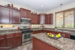 17037 W Bradford Way, Surprise, AZ 85374 - Photo 9