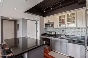 4750 N Central Ave, Phoenix, AZ 85012 - Photo 7