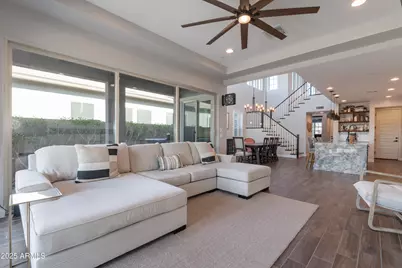 28930 N 121st Lane, Peoria, AZ 85383 - Photo 5