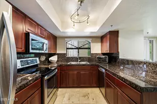 5104 N 32nd St, Phoenix, AZ 85018 - Photo 5