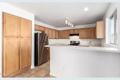 12028 W Dahlia Drive, El Mirage, AZ 85335 - Photo 9