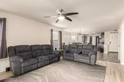 14786 W Windrose Drive, Surprise, AZ 85379 - Photo 9