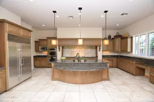 9842 E Celtic Dr, Scottsdale, AZ 85260 - Photo 5