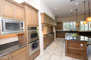 9842 E Celtic Dr, Scottsdale, AZ 85260 - Photo 7