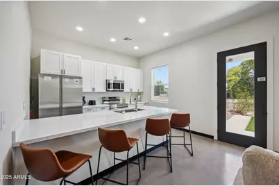 4136 N 11th Street, Phoenix, AZ 85014 - Photo 1
