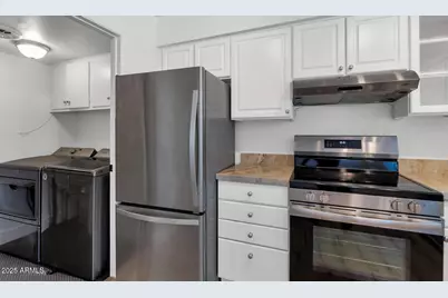 4027 E Campbell Avenue, Phoenix, AZ 85018 - Photo 5