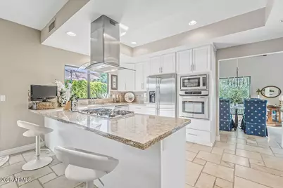 7541 E Becker Lane, Scottsdale, AZ 85260 - Photo 15