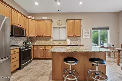 2615 E San Carlos Way, Gilbert, AZ 85298 - Photo 7