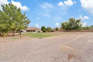 2615 E San Carlos Way, Gilbert, AZ 85298 - Photo 33