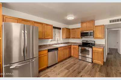 3540 E Montecito Avenue #1, Phoenix, AZ 85018 - Photo 11