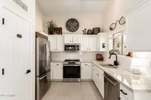 30374 N Sunray Dr, San Tan Valley, AZ 85143 - Photo 9