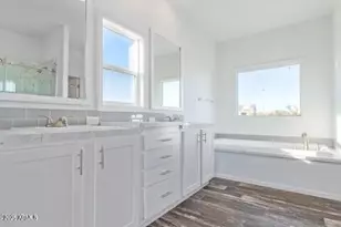 21376 W Mark Ln, Wittmann, AZ 85361 - Photo 5