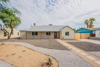 1642 E Turney Avenue, Phoenix, AZ 85016 - Photo 1