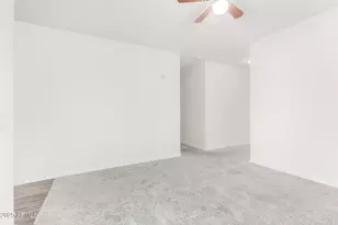 331 W Mammoth Cave Dr, San Tan Valley, AZ 85140 - Photo 5