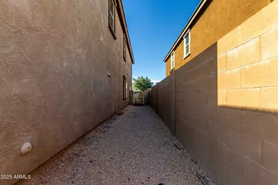 331 W Mammoth Cave Drive, San Tan Valley, AZ 85140 - Photo 41