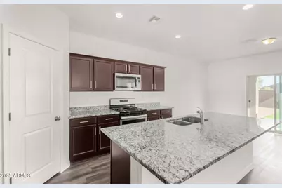 331 W Mammoth Cave Drive, San Tan Valley, AZ 85140 - Photo 11