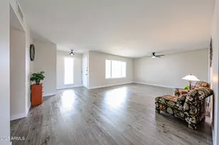 9834 W Emberwood Dr, Sun City, AZ 85351 - Photo 7