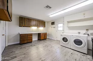 9834 W Emberwood Dr, Sun City, AZ 85351 - Photo 17