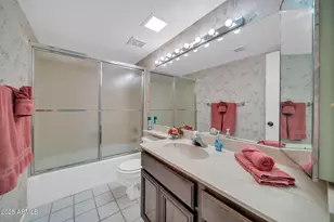 14024 N Burning Tree Pl, Phoenix, AZ 85022 - Photo 9