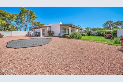 14024 N Burning Tree Place, Phoenix, AZ 85022 - Photo 11