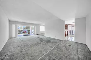 14024 N Burning Tree Pl, Phoenix, AZ 85022 - Photo 5