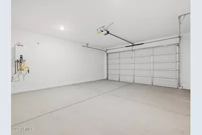 37086 W Vera Cruz Drive, Maricopa, AZ 85138 - Photo 5