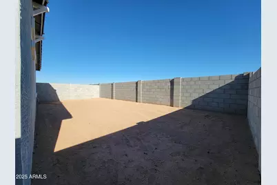 37086 W Vera Cruz Drive, Maricopa, AZ 85138 - Photo 23