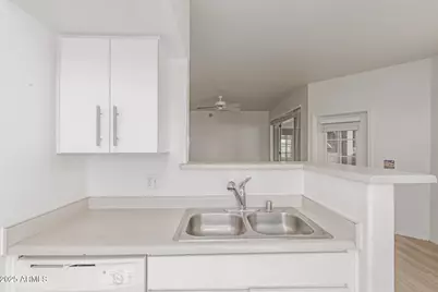 3302 N 7th Street #137, Phoenix, AZ 85014 - Photo 3