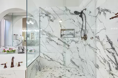 6836 E Winchcomb Drive, Scottsdale, AZ 85254 - Photo 29