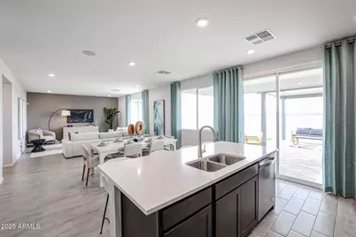 18018 W Creedance Boulevard, Surprise, AZ 85387 - Photo 5